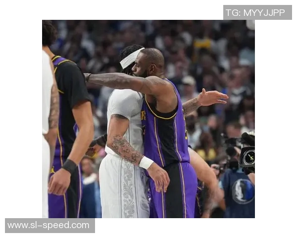 独行侠主场强势反弹华盛顿22分8助攻浓眉21分12篮板难救湖人